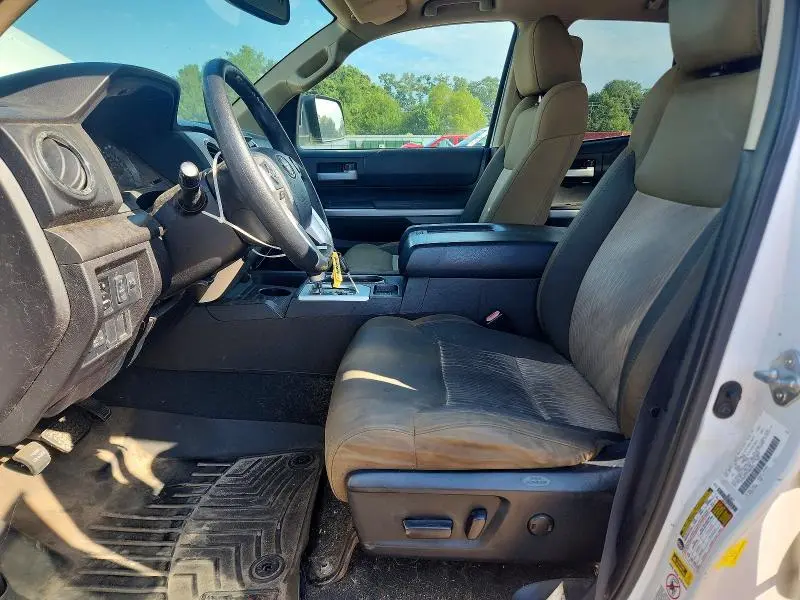 2015 TOYOTA TUNDRA SR5  