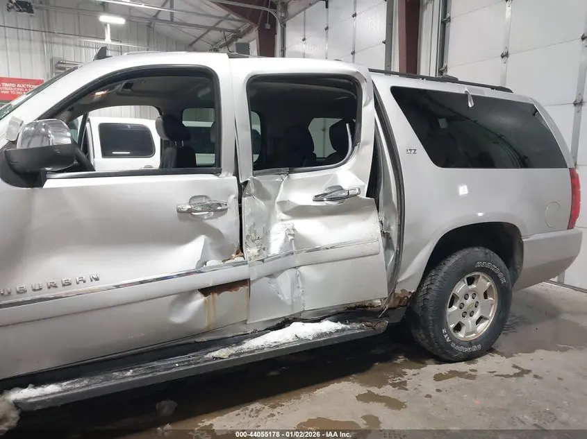 2011 CHEVROLET SUBURBAN 1500 LTZ