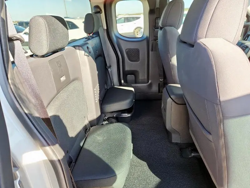 2025 NISSAN FRONTIER S  