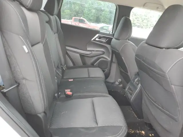 2023 MITSUBISHI OUTLANDER ES