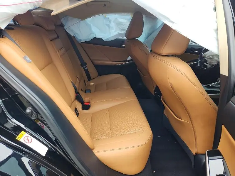 2016 LEXUS IS 300  