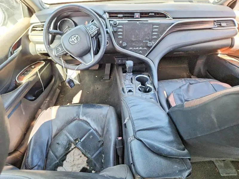2018 TOYOTA CAMRY XLE  