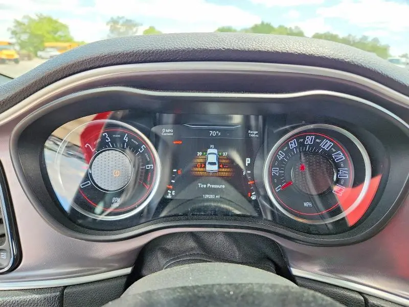 2019 DODGE CHALLENGER SXT  