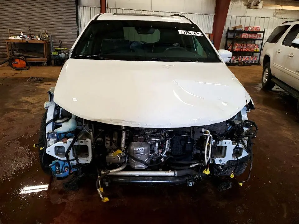 2022 CHRYSLER PACIFICA LIMITED  