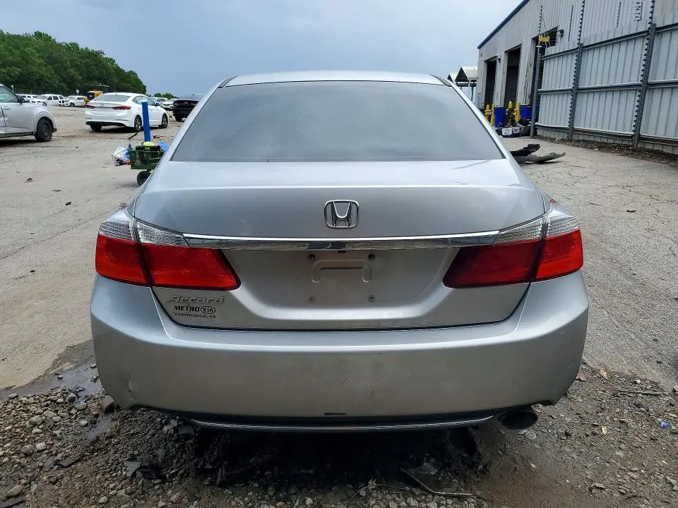 2015 HONDA ACCORD LX  