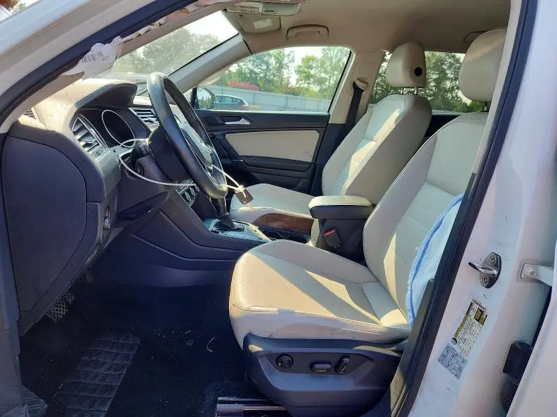 2020 VOLKSWAGEN TIGUAN SE  
