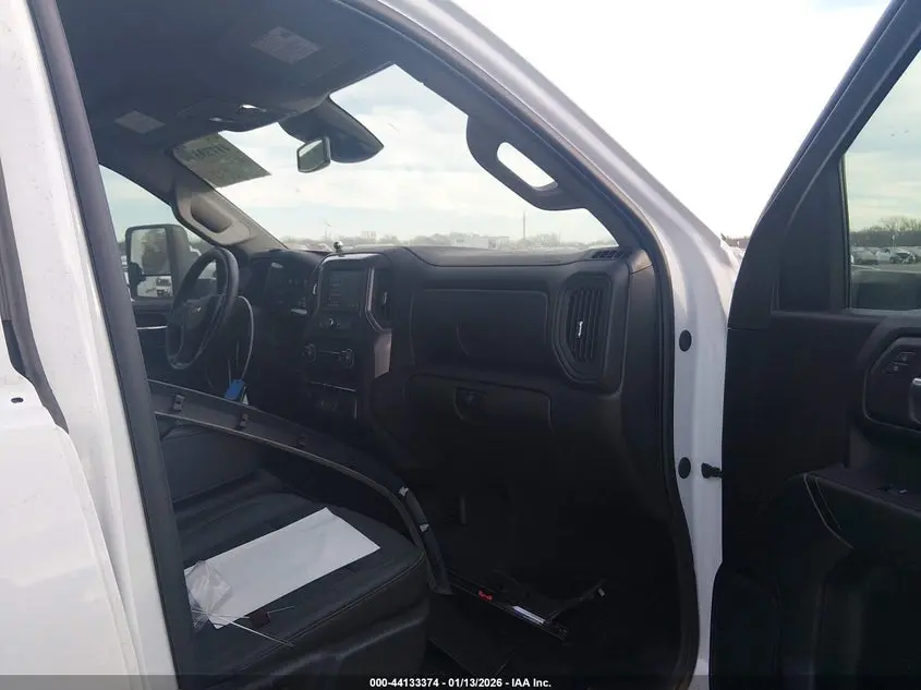 2025 CHEVROLET SILVERADO 2500HD 4WD  STANDARD BED WORK TRUCK