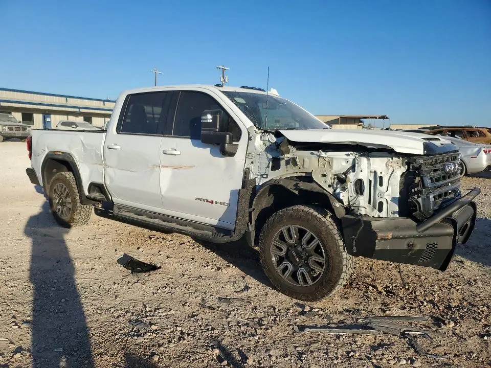 2022 GMC SIERRA K2500 AT4  