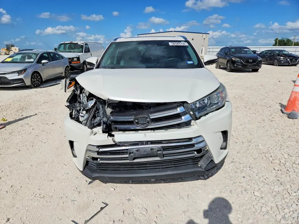 2017 TOYOTA HIGHLANDER LIMITED PLATINUM  
