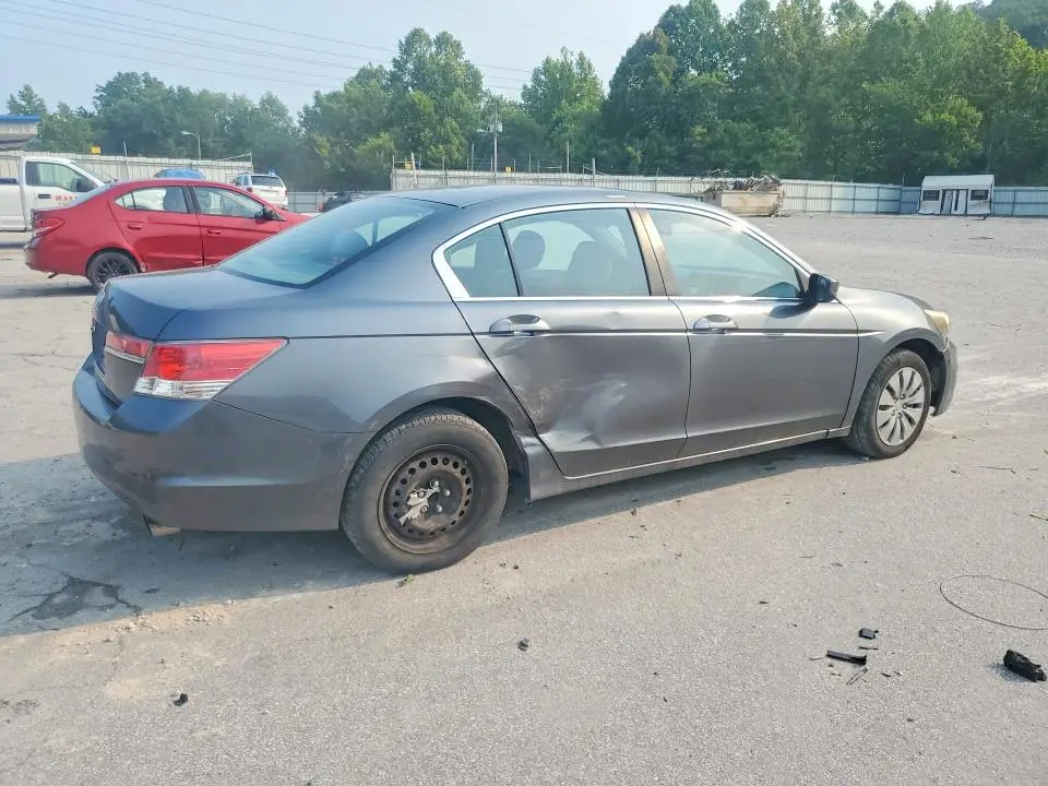 2011 HONDA ACCORD LX  