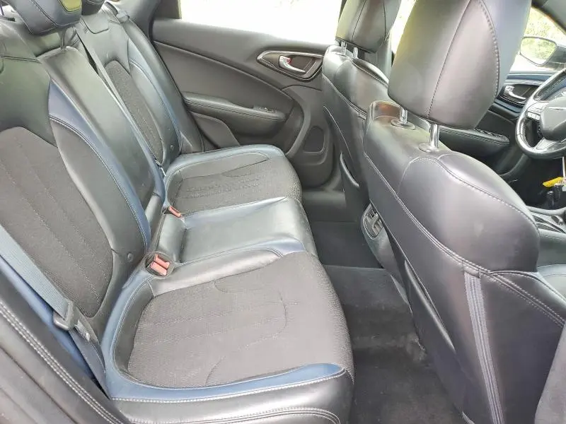 2016 CHRYSLER 200 S  