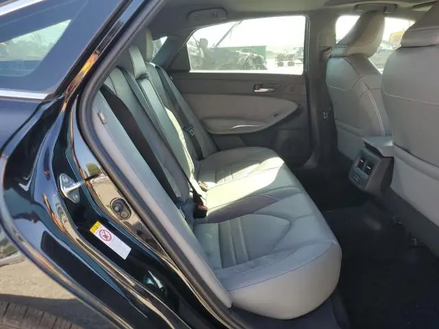 2019 TOYOTA AVALON XLE  