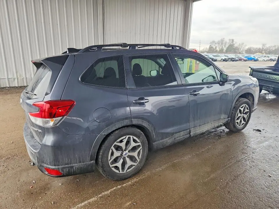 2024 SUBARU FORESTER PREMIUM  