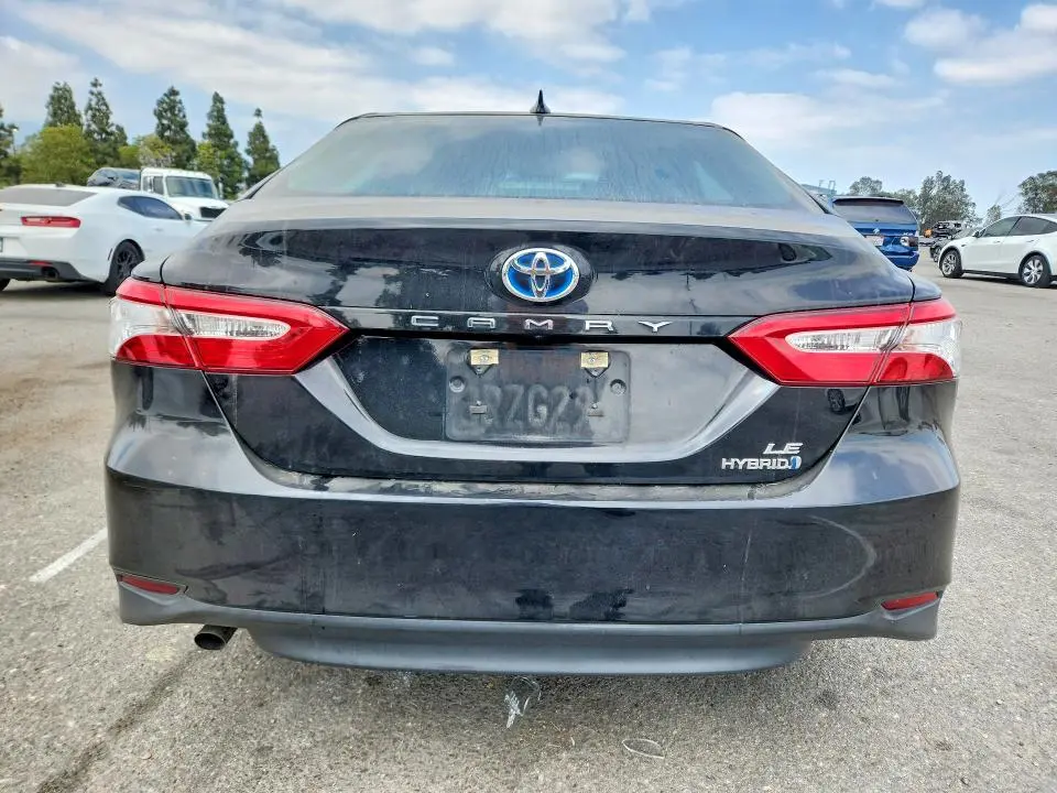 2020 TOYOTA CAMRY LE  