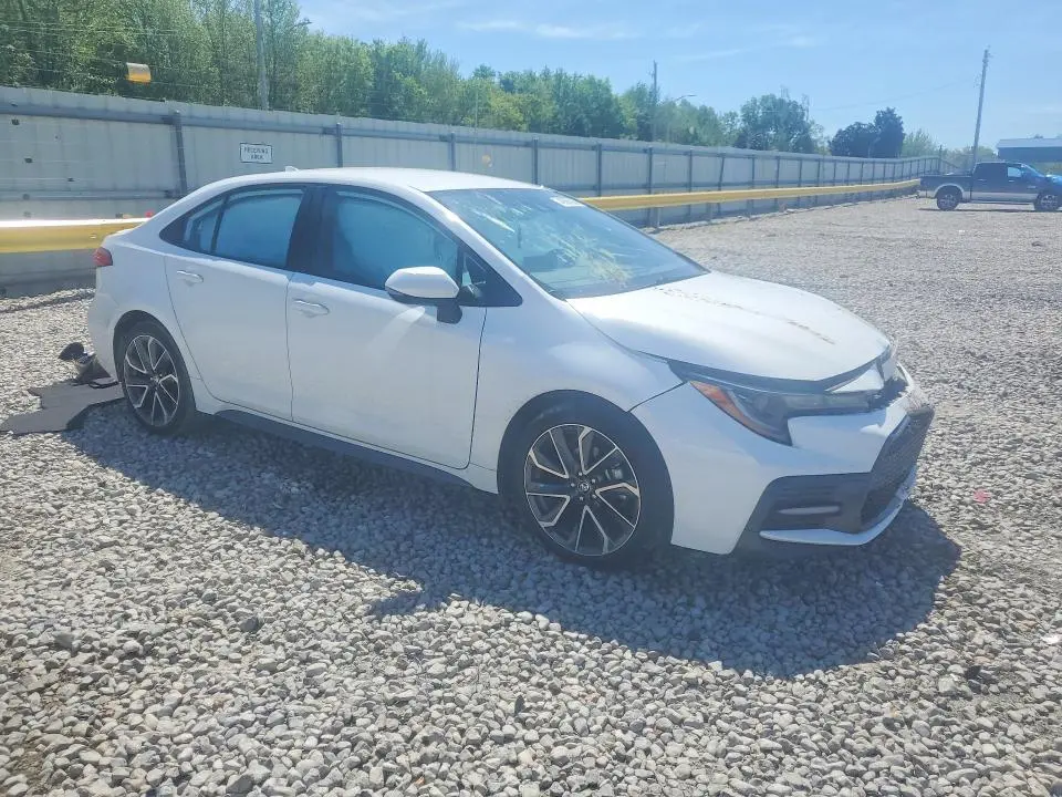 2021 TOYOTA COROLLA SE  