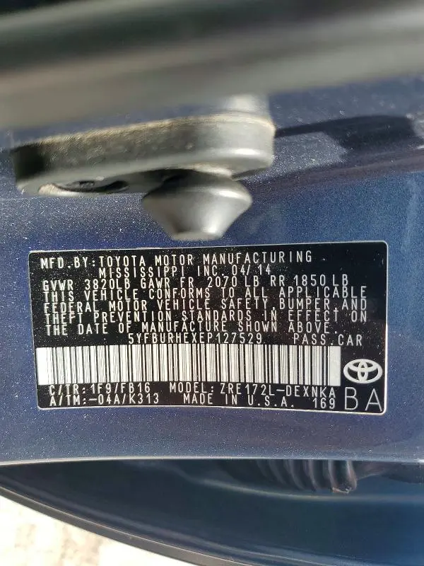 2014 TOYOTA COROLLA LE PLUS  