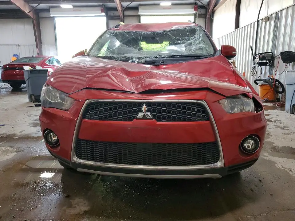 2010 MITSUBISHI OUTLANDER SE  