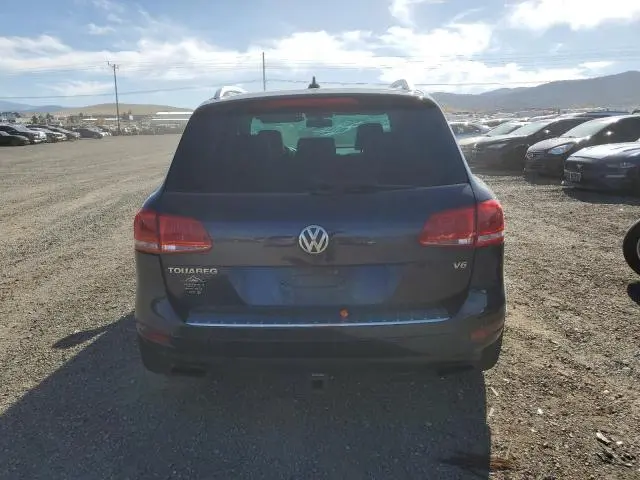 2012 VOLKSWAGEN TOUAREG V6  