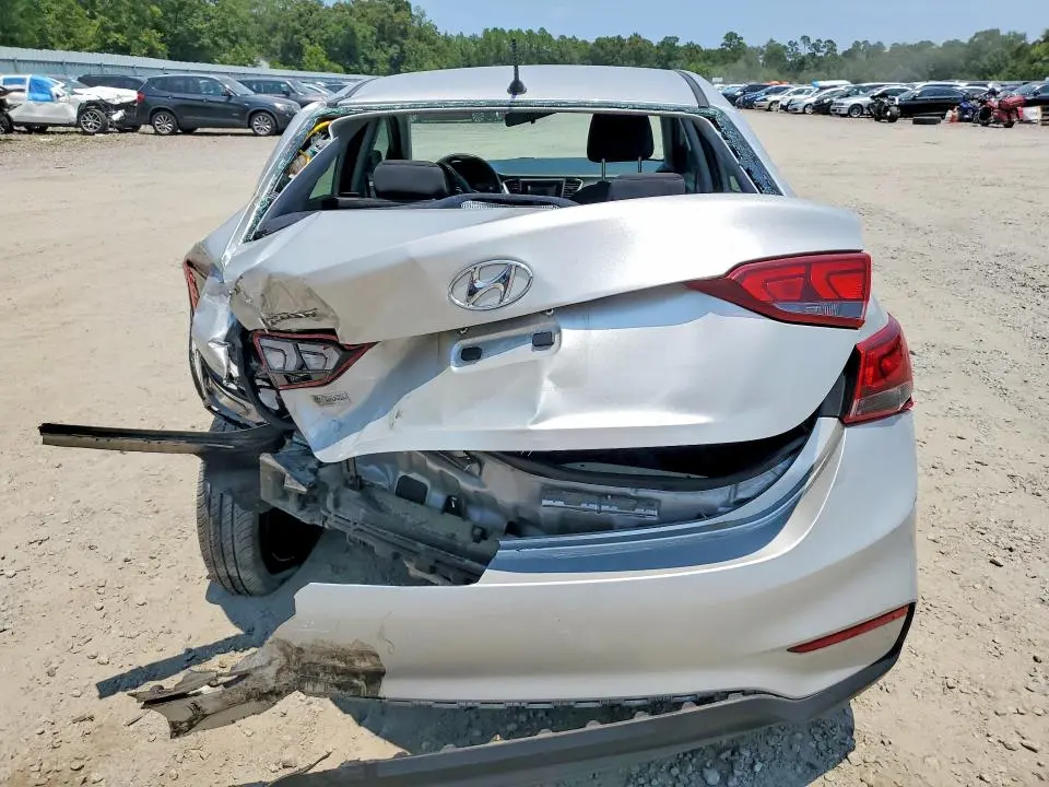 2022 HYUNDAI ACCENT SE  
