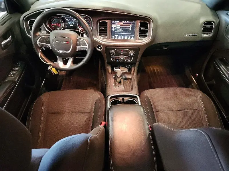 2016 DODGE CHARGER SXT  