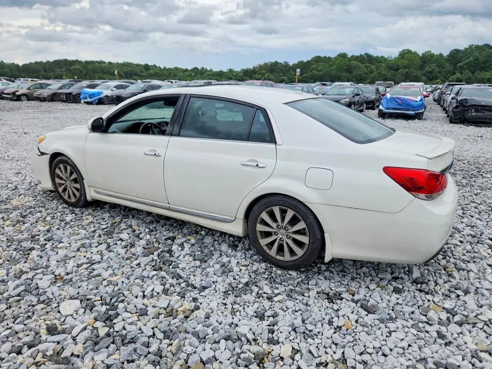2011 TOYOTA AVALON LIMITED  