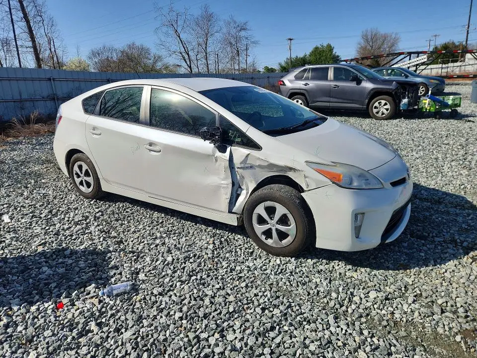 2013 TOYOTA PRIUS FOUR  