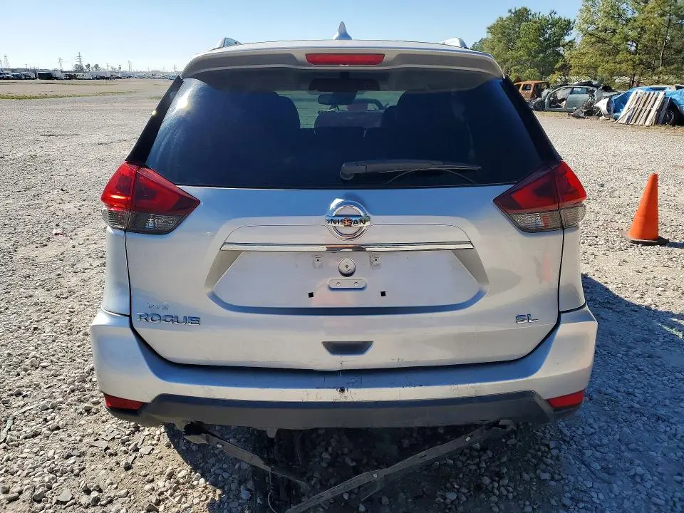 2018 NISSAN ROGUE SL  