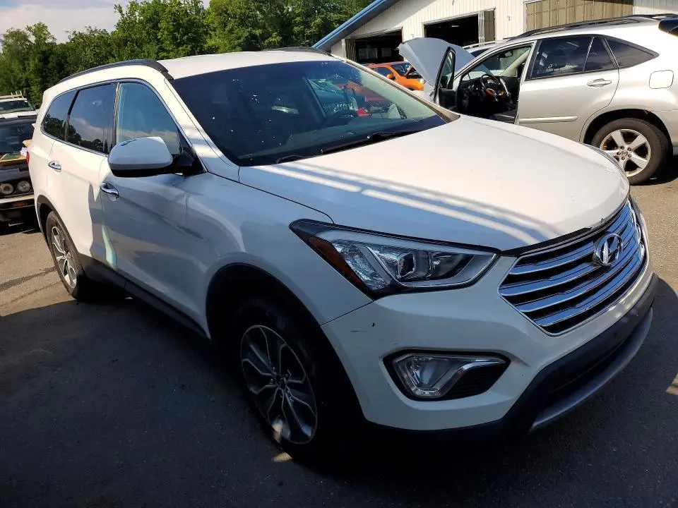 2016 HYUNDAI SANTA FE SE  