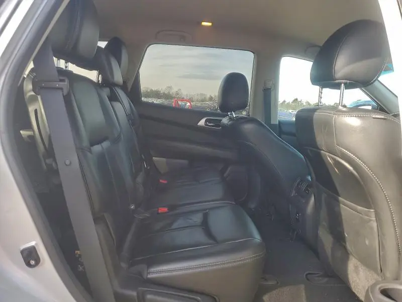 2015 NISSAN PATHFINDER S  