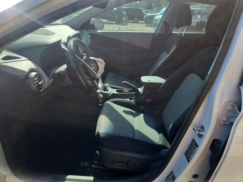 2020 HYUNDAI KONA SEL PLUS  