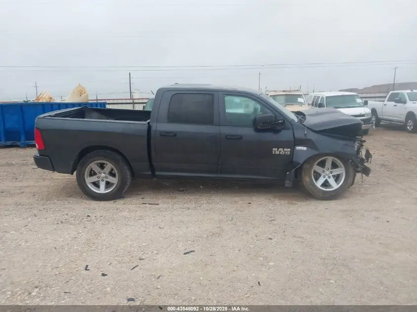 2017 RAM 1500 EXPRESS  4X4 5'7 BOX