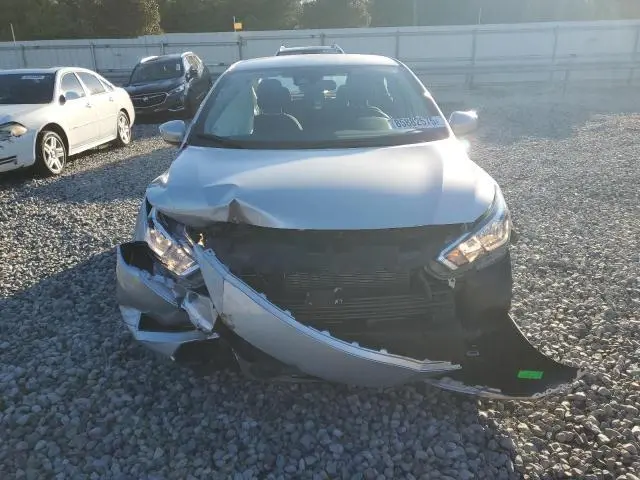2024 NISSAN VERSA SV  