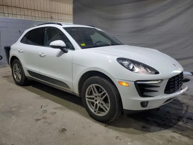 2017 PORSCHE MACAN   
