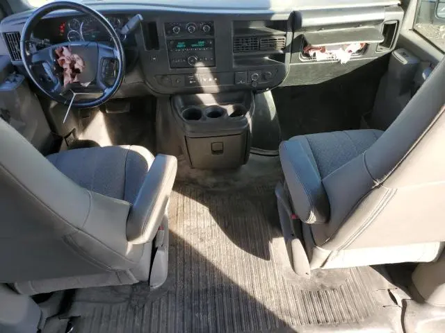 2022 GMC SAVANA G2500  