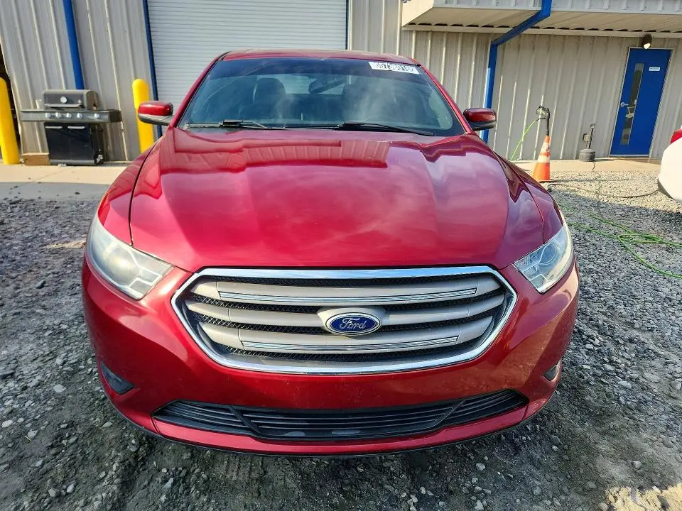 2015 FORD TAURUS SEL  