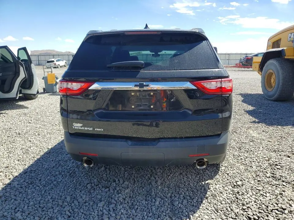 2021 CHEVROLET TRAVERSE LS  