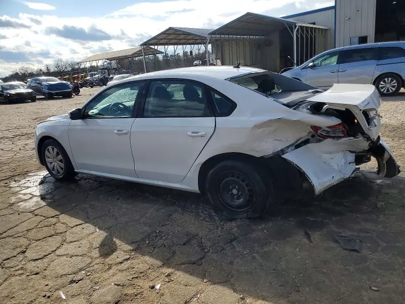 2013 VOLKSWAGEN PASSAT S  