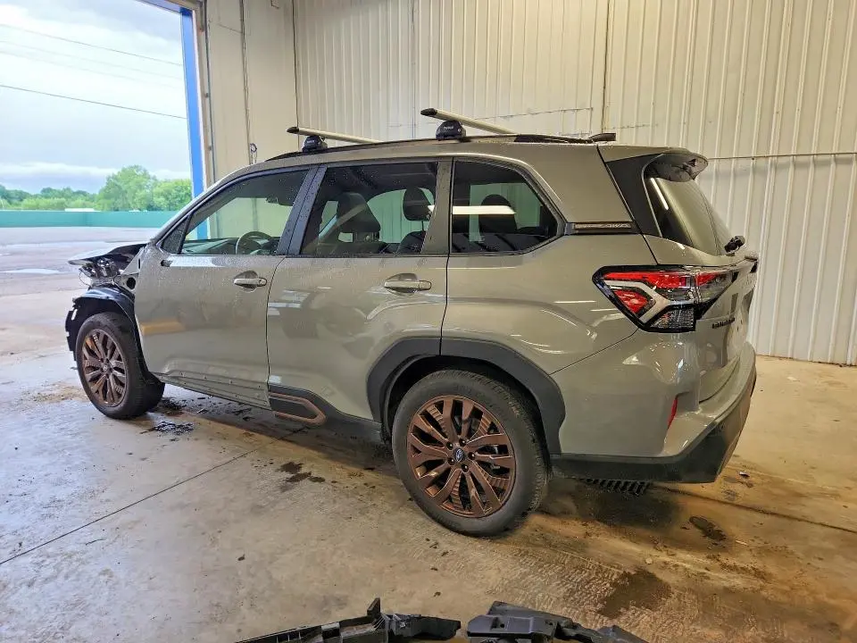 2025 SUBARU FORESTER SPORT  
