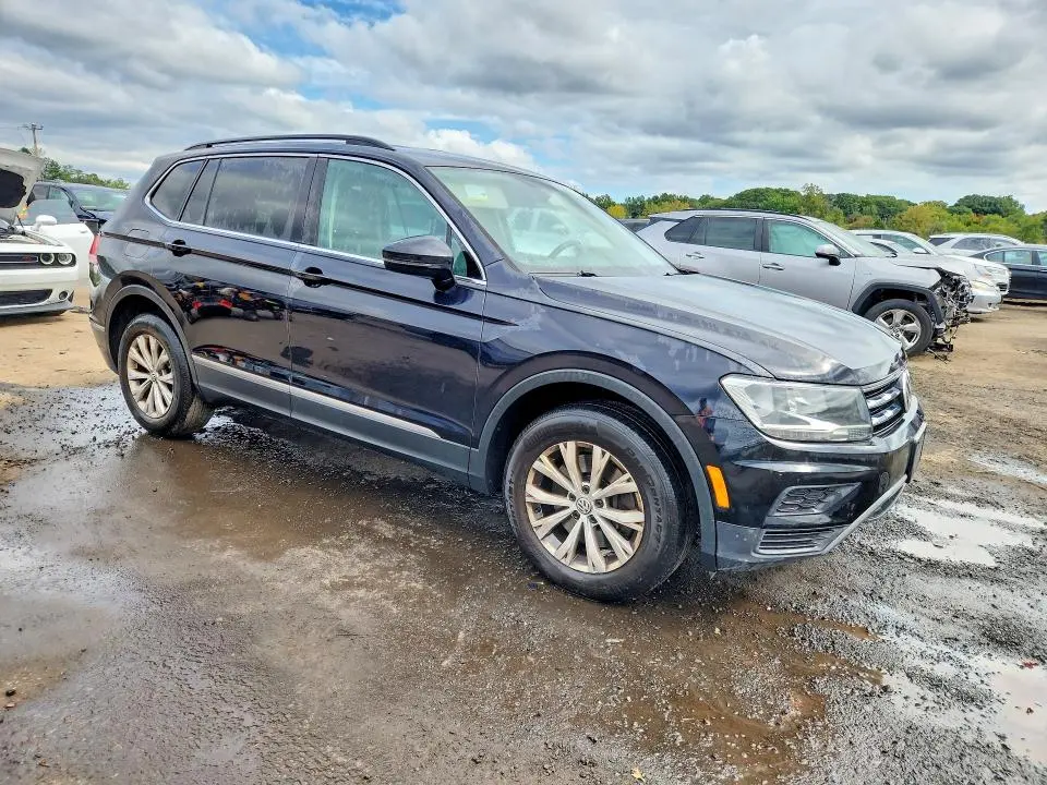 2018 VOLKSWAGEN TIGUAN SE  