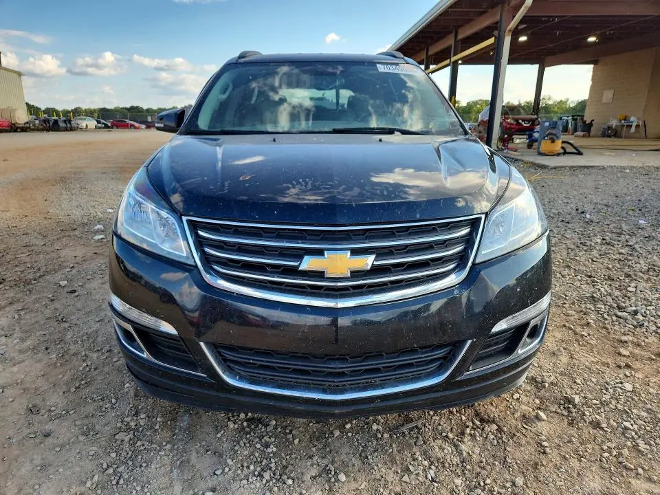 2015 CHEVROLET TRAVERSE LT  