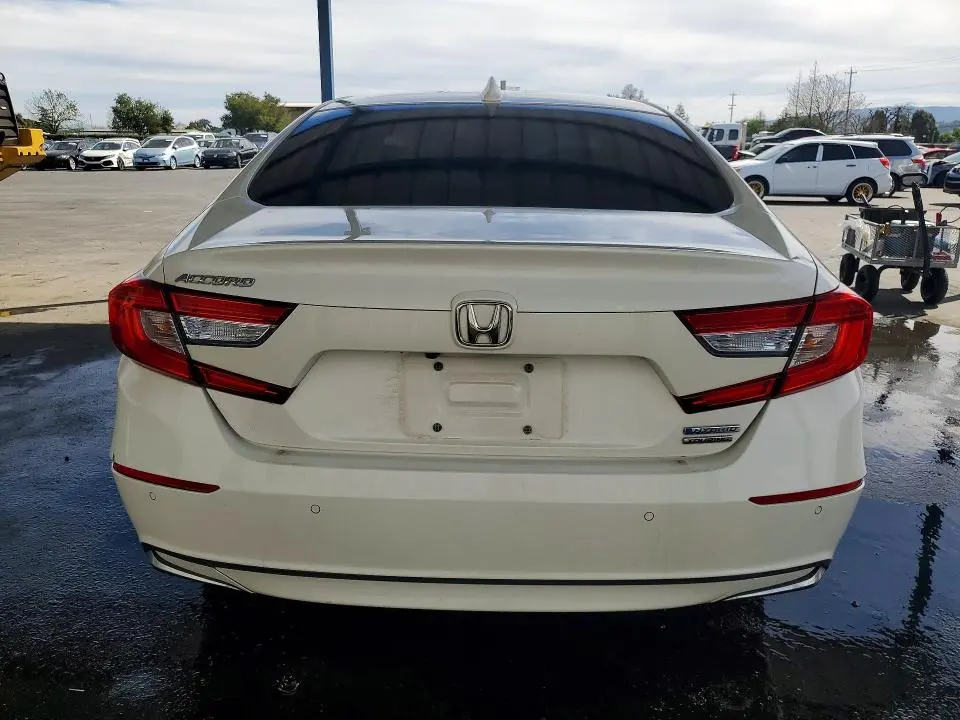 2020 HONDA ACCORD TOURING HYBRID  