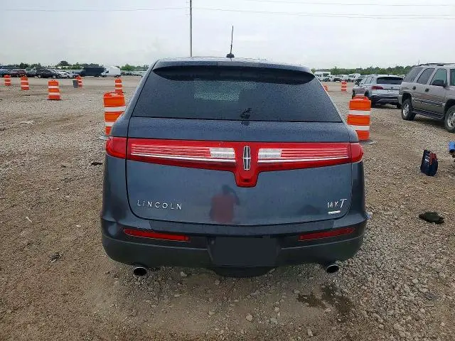 2013 LINCOLN MKT   
