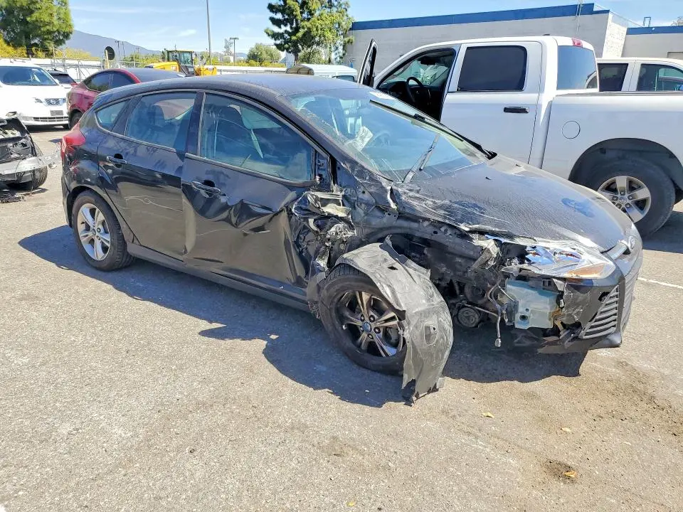 2013 FORD FOCUS SE  