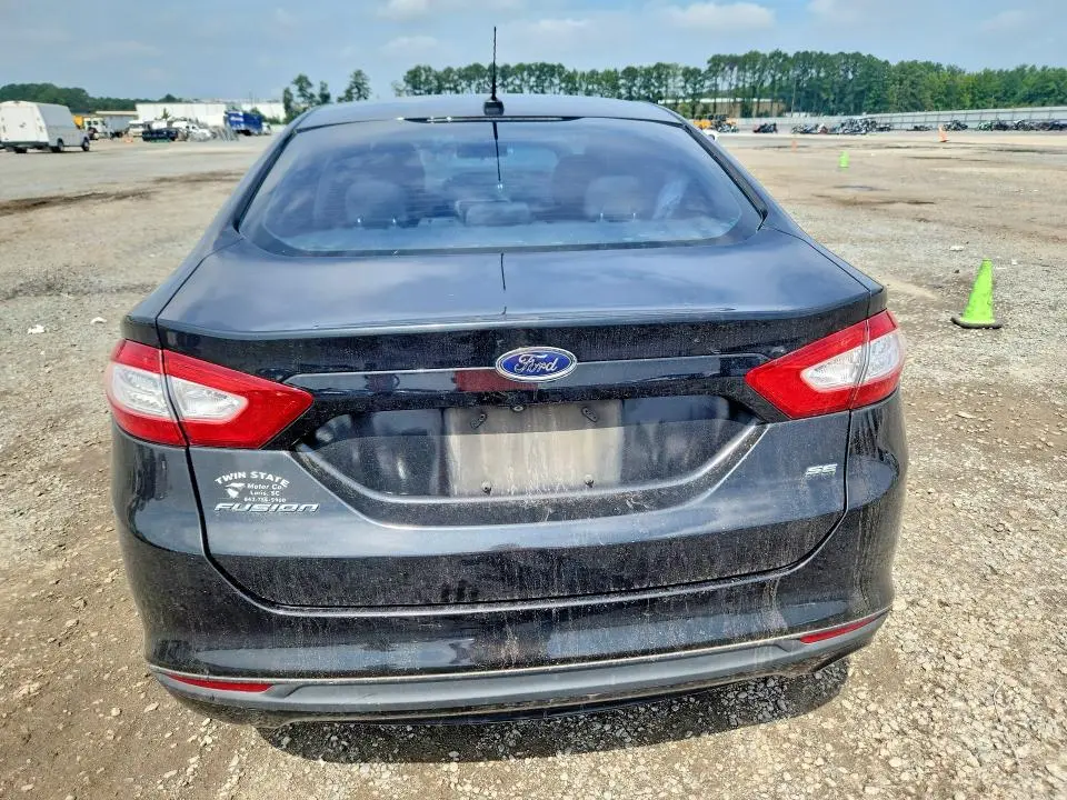 2015 FORD FUSION SE  