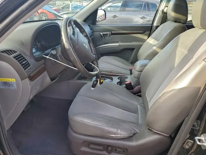 2010 HYUNDAI SANTA FE SE  