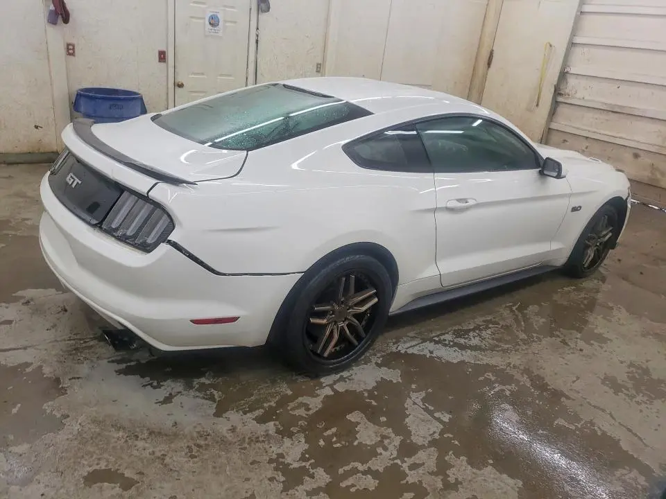 2017 FORD MUSTANG GT  