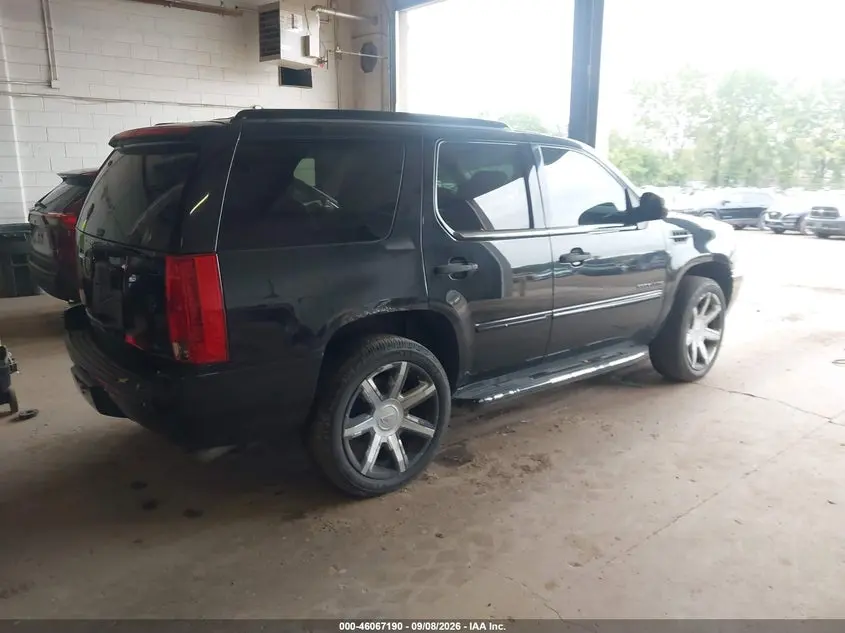 2012 CADILLAC ESCALADE STANDARD