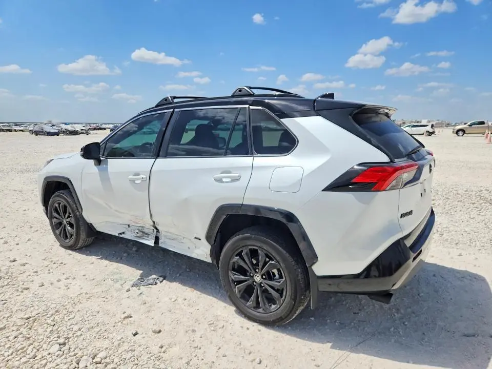 2024 TOYOTA RAV4 XSE  