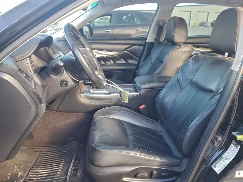 2019 INFINITI Q70L 3.7 LUXE  