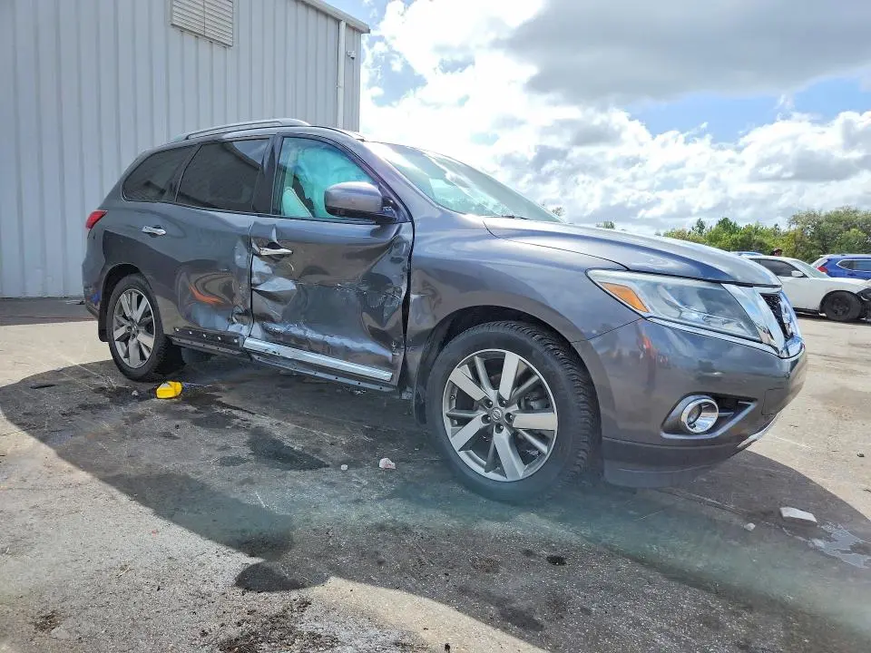 2015 NISSAN PATHFINDER S  